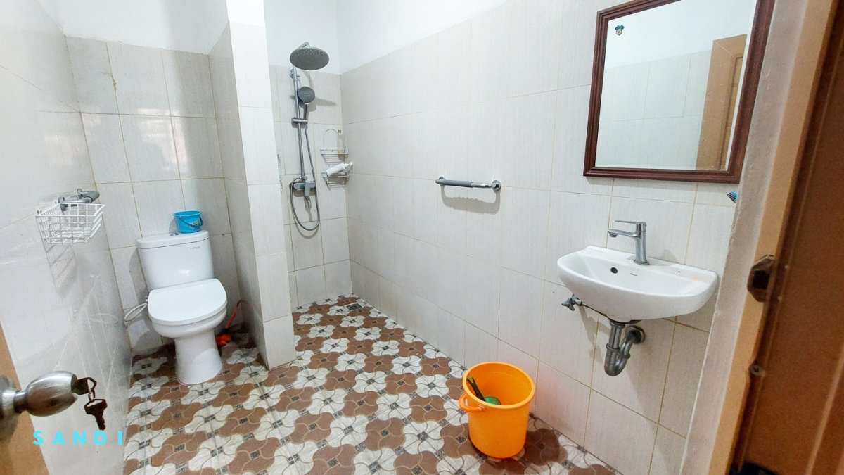 Di Jual Rumah Joglo Jakarta Barat - Foto 4