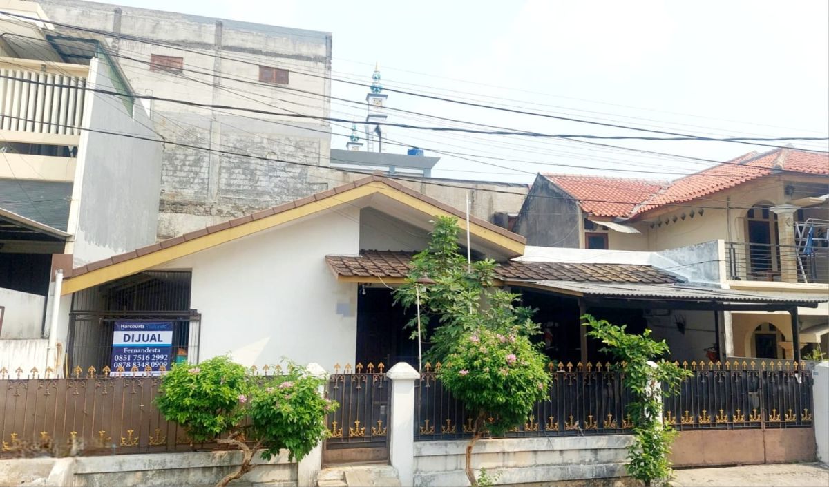 Dijual Rumah Luas 208 m² di Joglo, Jakarta Barat