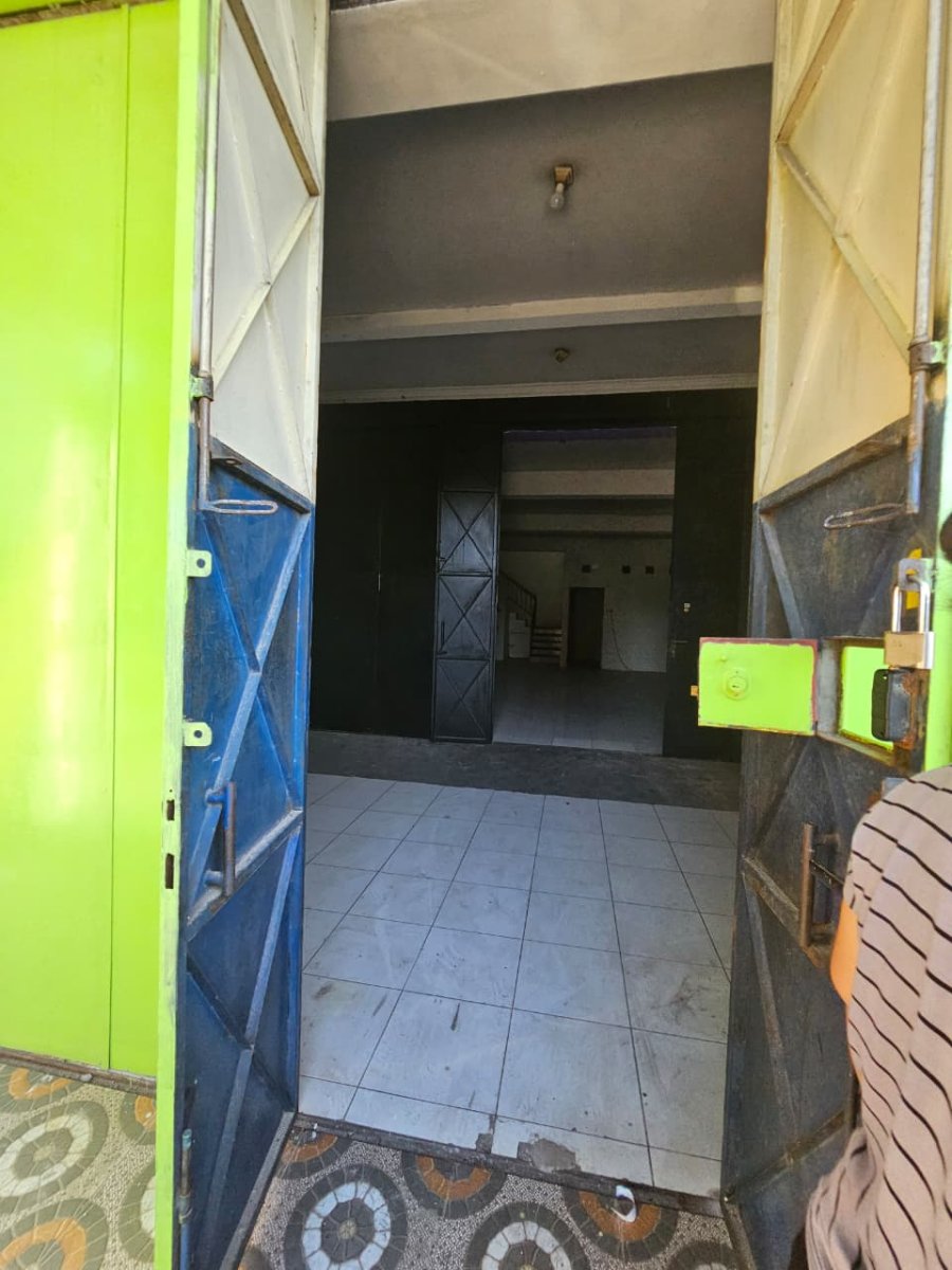 Disewakan ruko 2 lantaiJl. A Yani Ngemplak - Foto 5