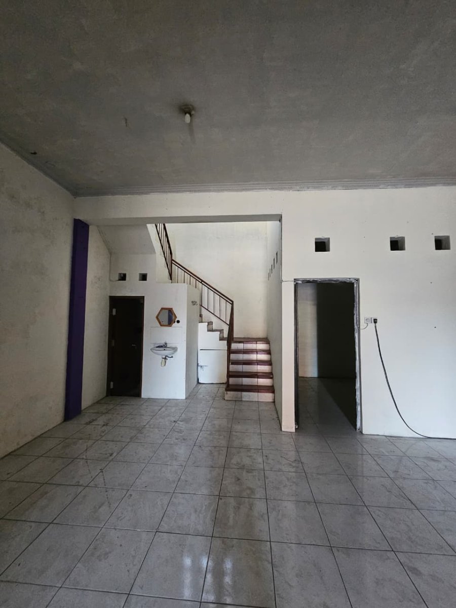 Disewakan ruko 2 lantaiJl. A Yani Ngemplak - Foto 9