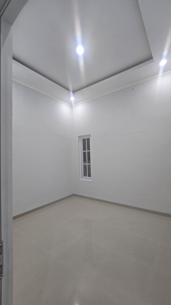 Rumah Baru Minimalis 2 Lantai di Perumahan Colomadu Solo