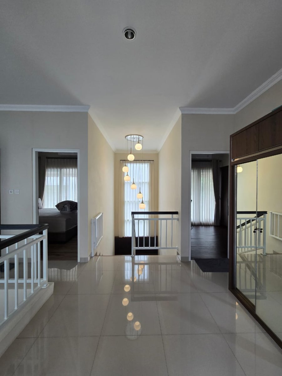 Rumah Mewah Di Cluster Paling Elite Colomadu Solo - Foto 7