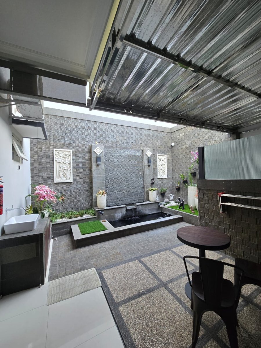 Rumah Mewah Di Cluster Paling Elite Colomadu Solo - Foto 15