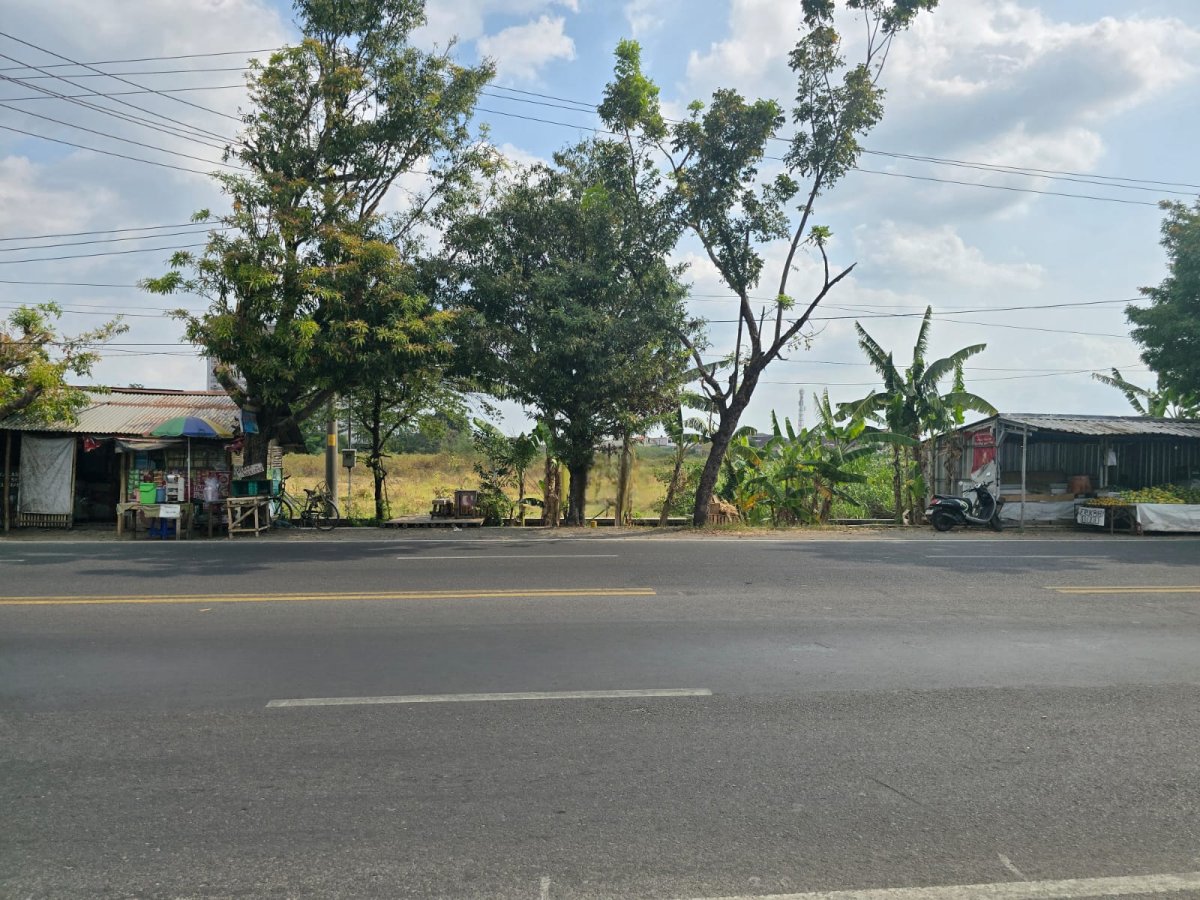 Tanah Strategis di Jalan Adi Sucipto Colomadu Solo - Foto 2