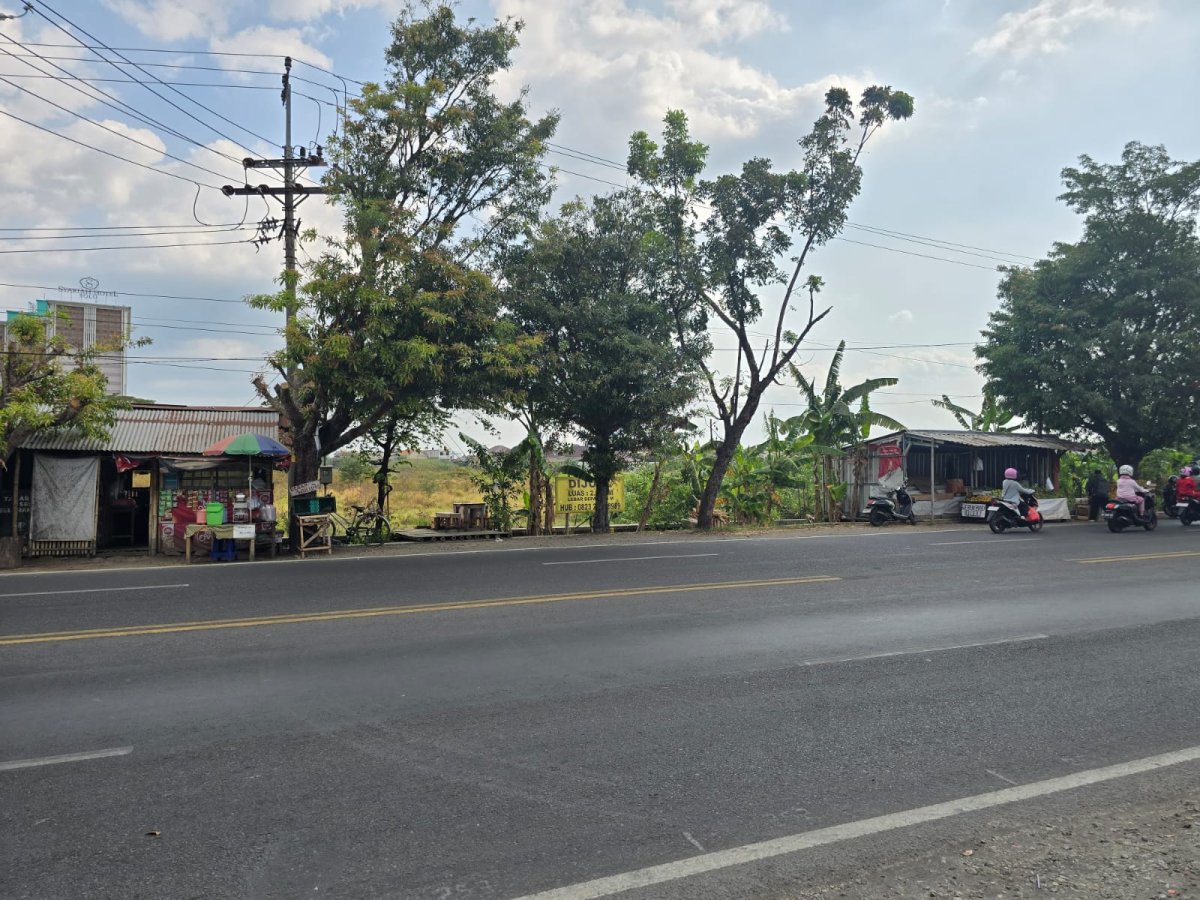 Tanah Strategis di Jalan Adi Sucipto Colomadu Solo - Foto 3