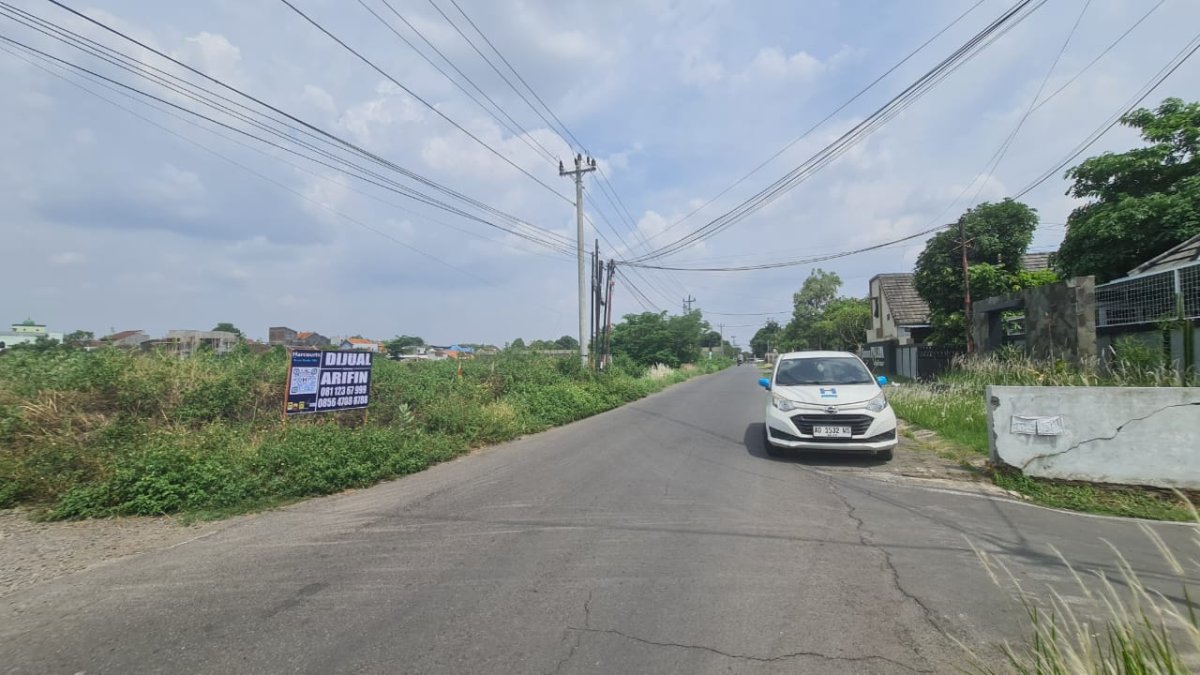 Tanah Bagus Strategis Dekat Jalan Adi Sucipto Colomadu Solo