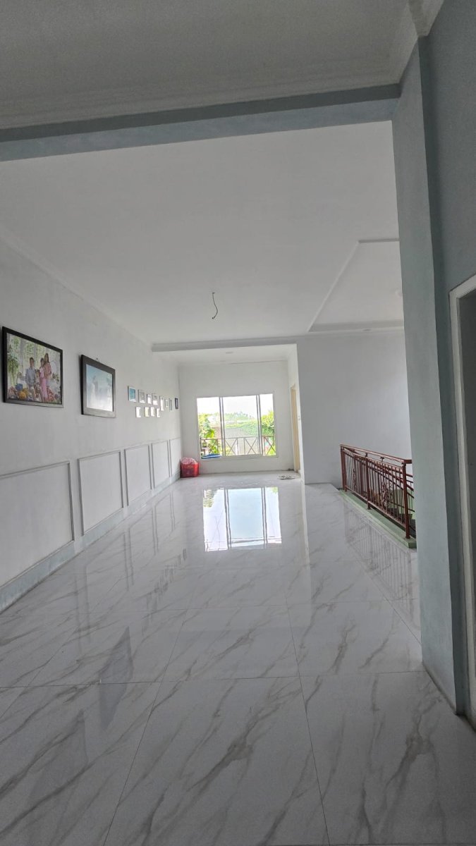 Rumah Mewah dan Ruang Usaha Strategis Dekat Pintu Tol Klodran Solo - Foto 5