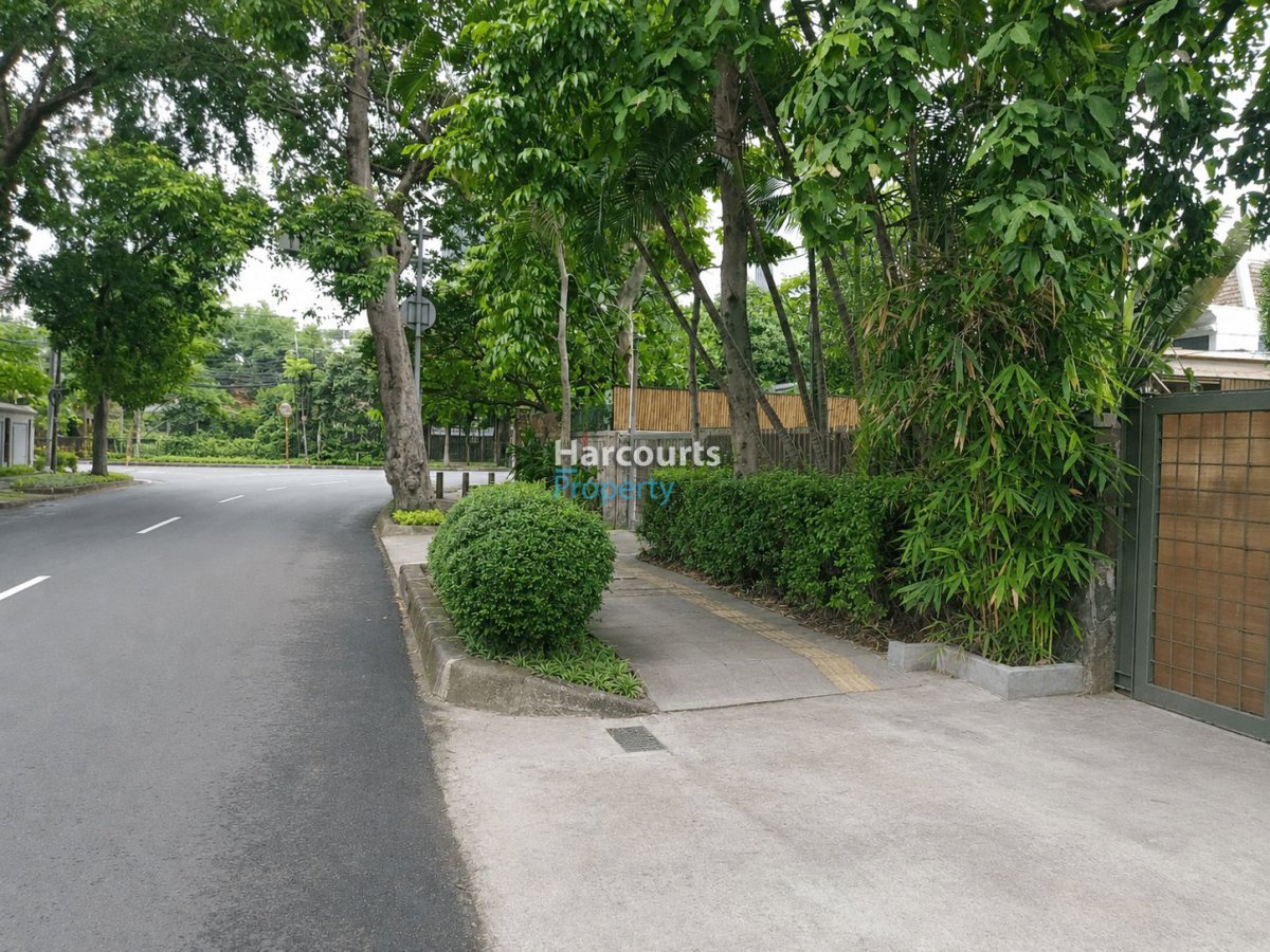 Dijual Rumah Klasik Lokasi Strategis di Menteng Area - Foto 5
