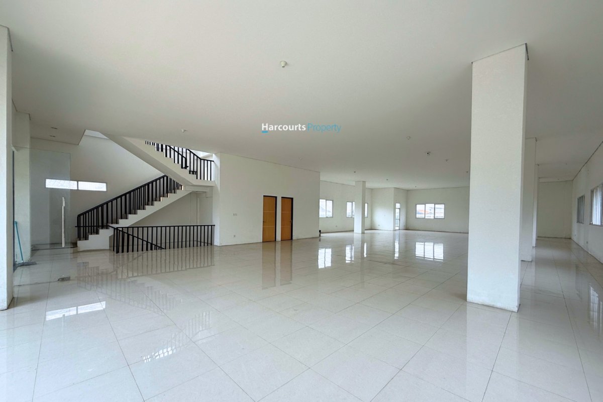Brand New Office Building Area Pramuka Raya - Foto 4