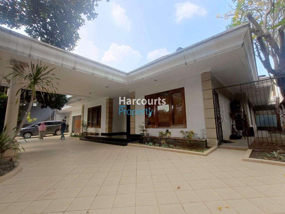 Dijual Rumah Mewah 1 Lantai Area Patra Kuningan