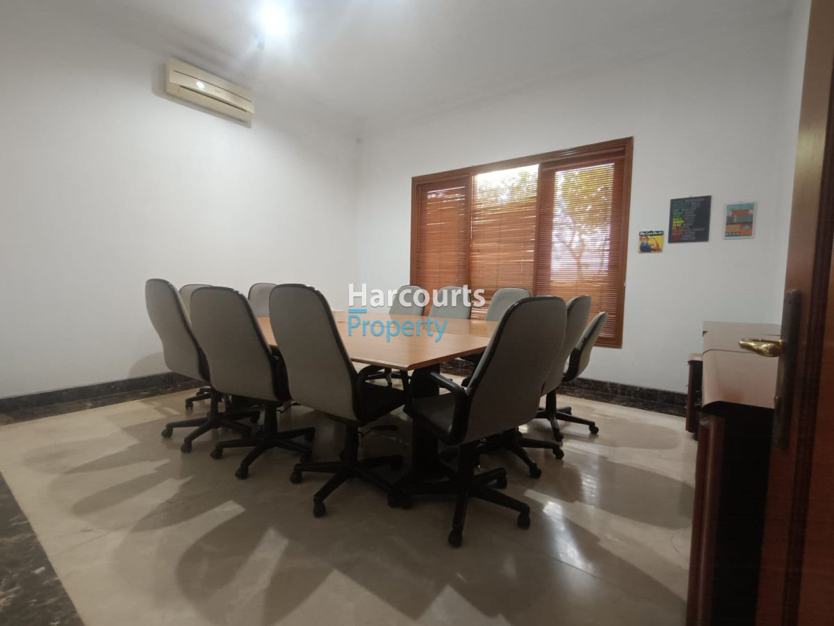 Dijual Rumah Mewah 1 Lantai Area Patra Kuningan - Foto 4