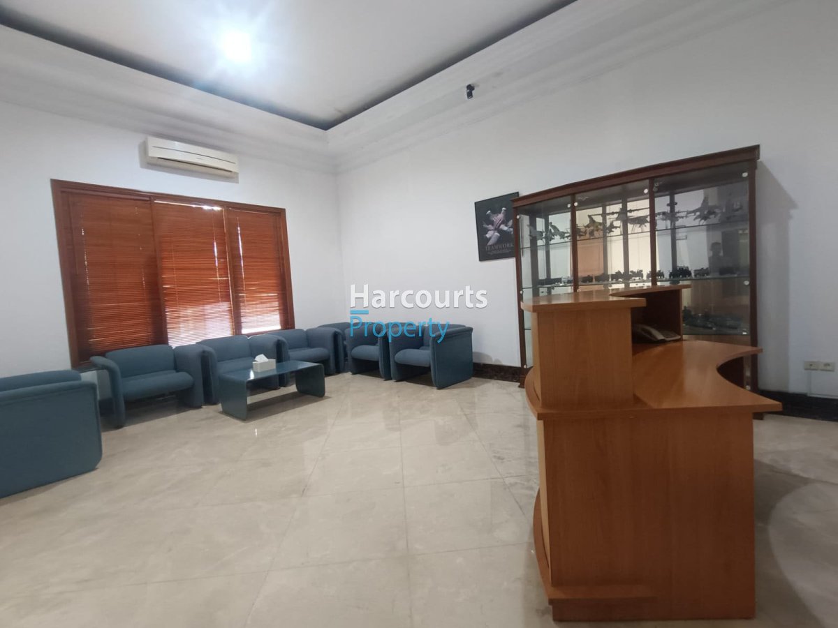 Dijual Rumah Mewah 1 Lantai Area Patra Kuningan - Foto 7