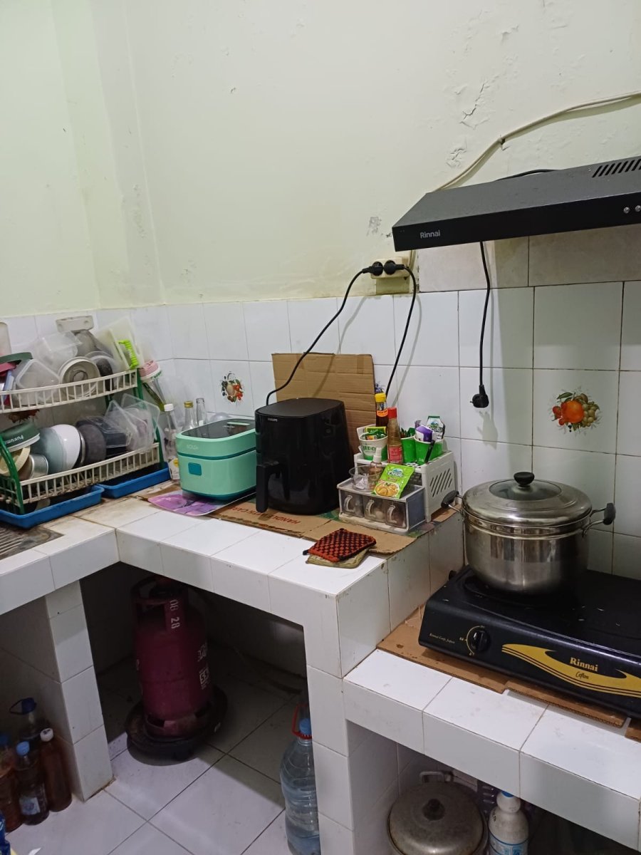 Rumah 2,5 lantai siap huni di perumahan bergengsi belakang Mall The Park, Solo Baru - Foto 7