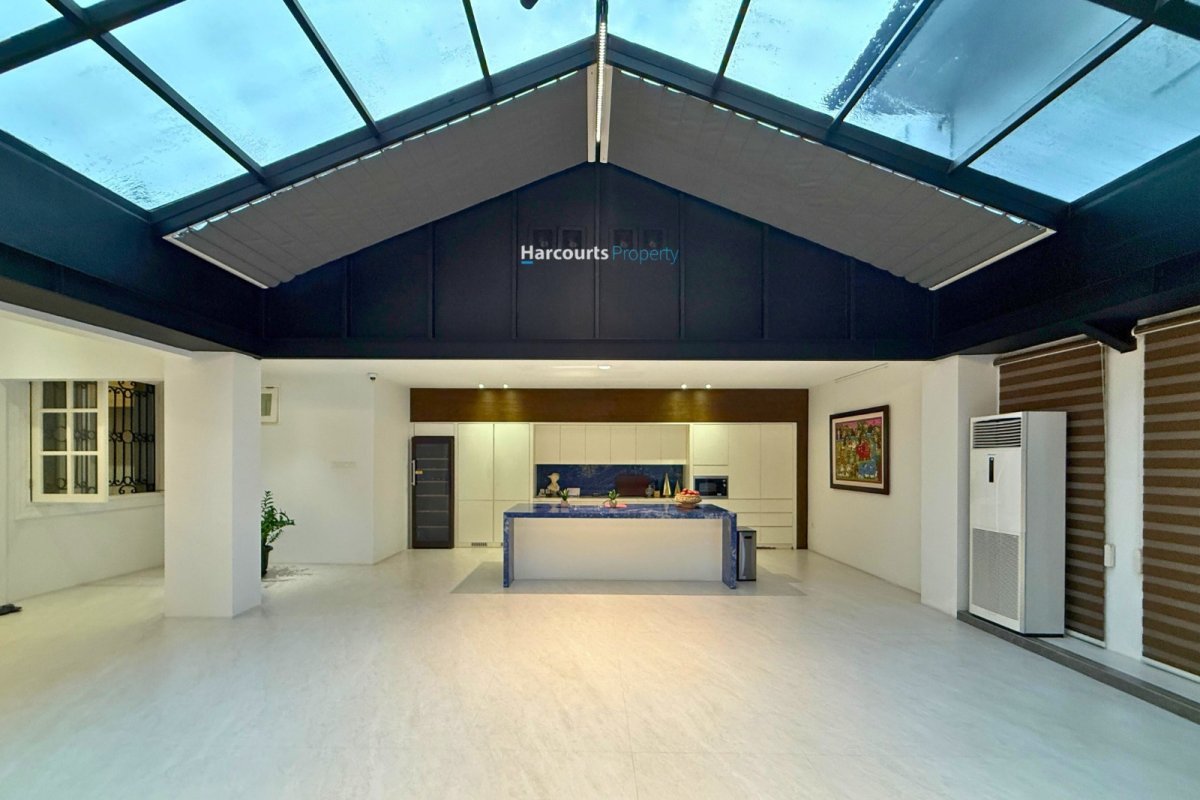Dijual Rumah Klasik Renovated Bagus dan Terawat Kawasan Elite Area Menteng - Foto 8