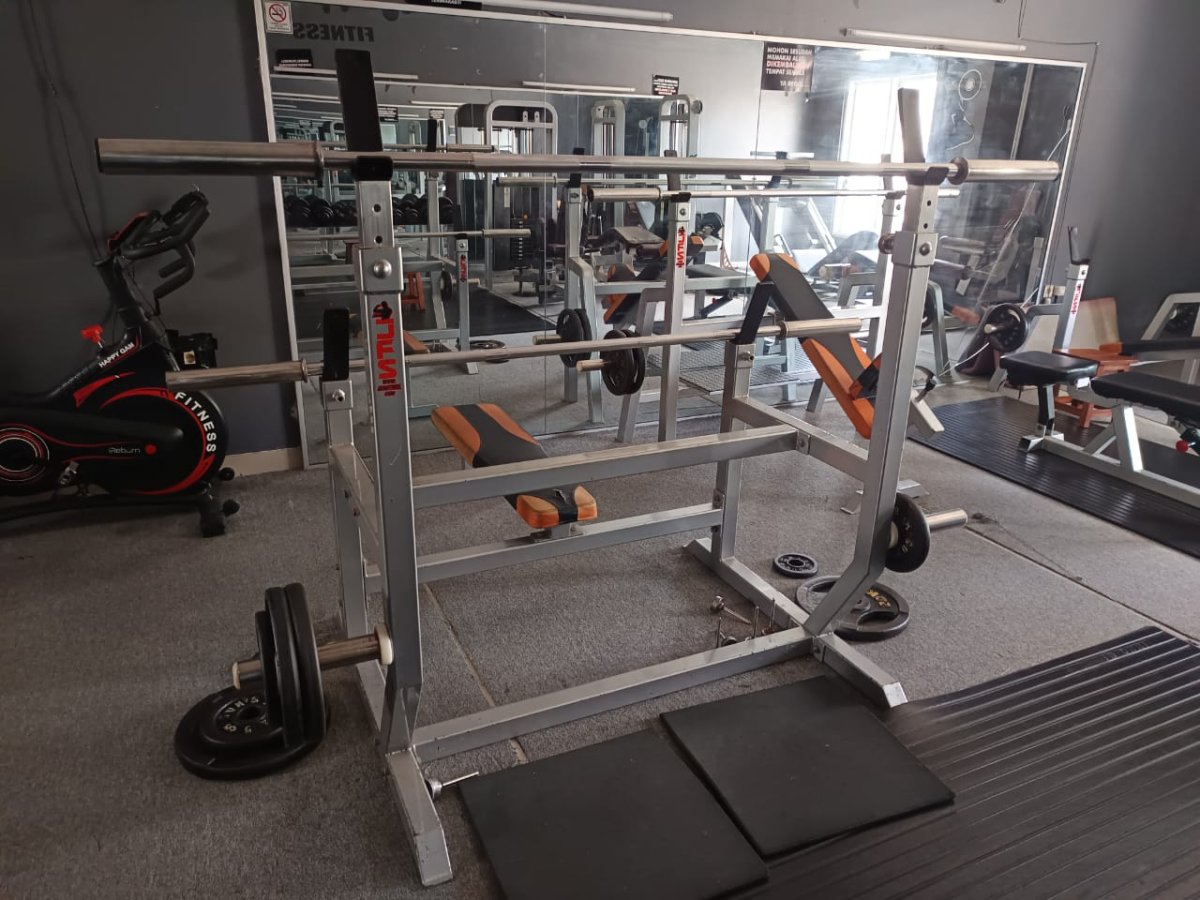 Ruko Strategis Beserta Usaha Gym dan Peralatan di Fajar Indah - Foto 9
