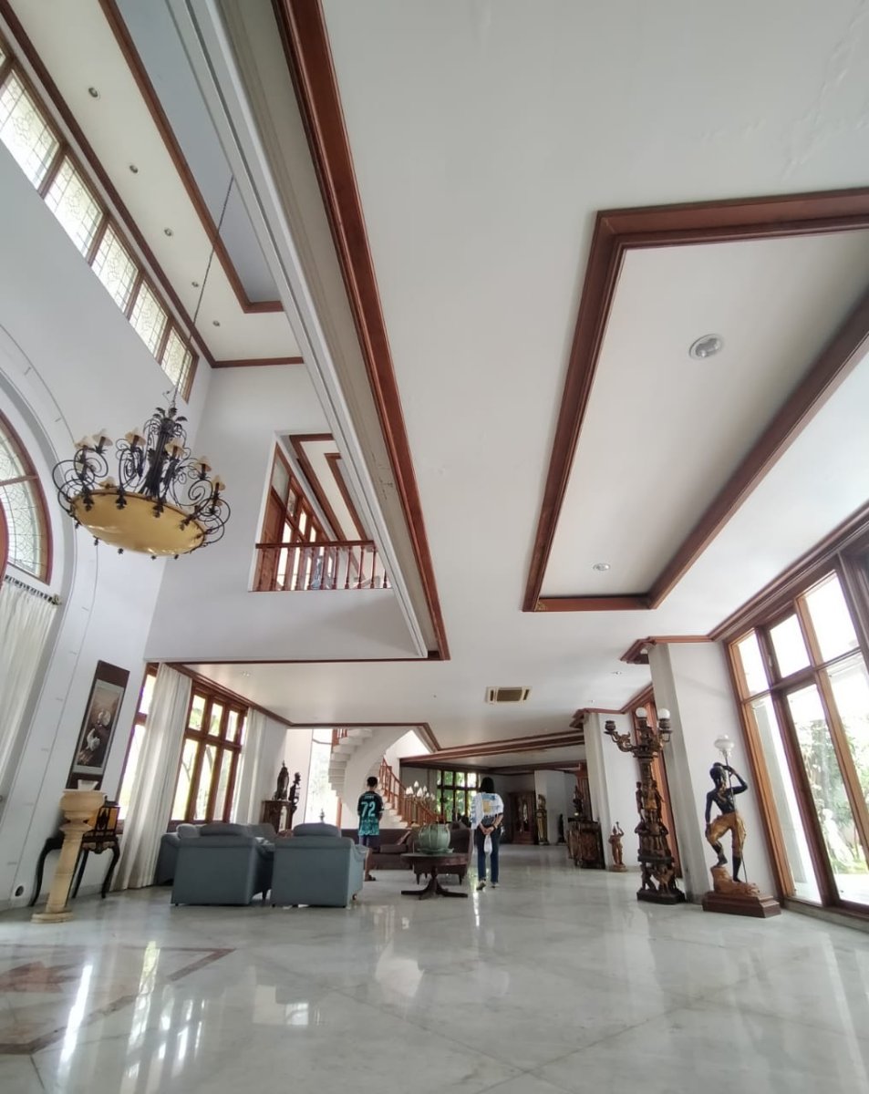 Rumah Mewah Bukit Gading Villa Kelapa Gading Jakarta Utara ZM