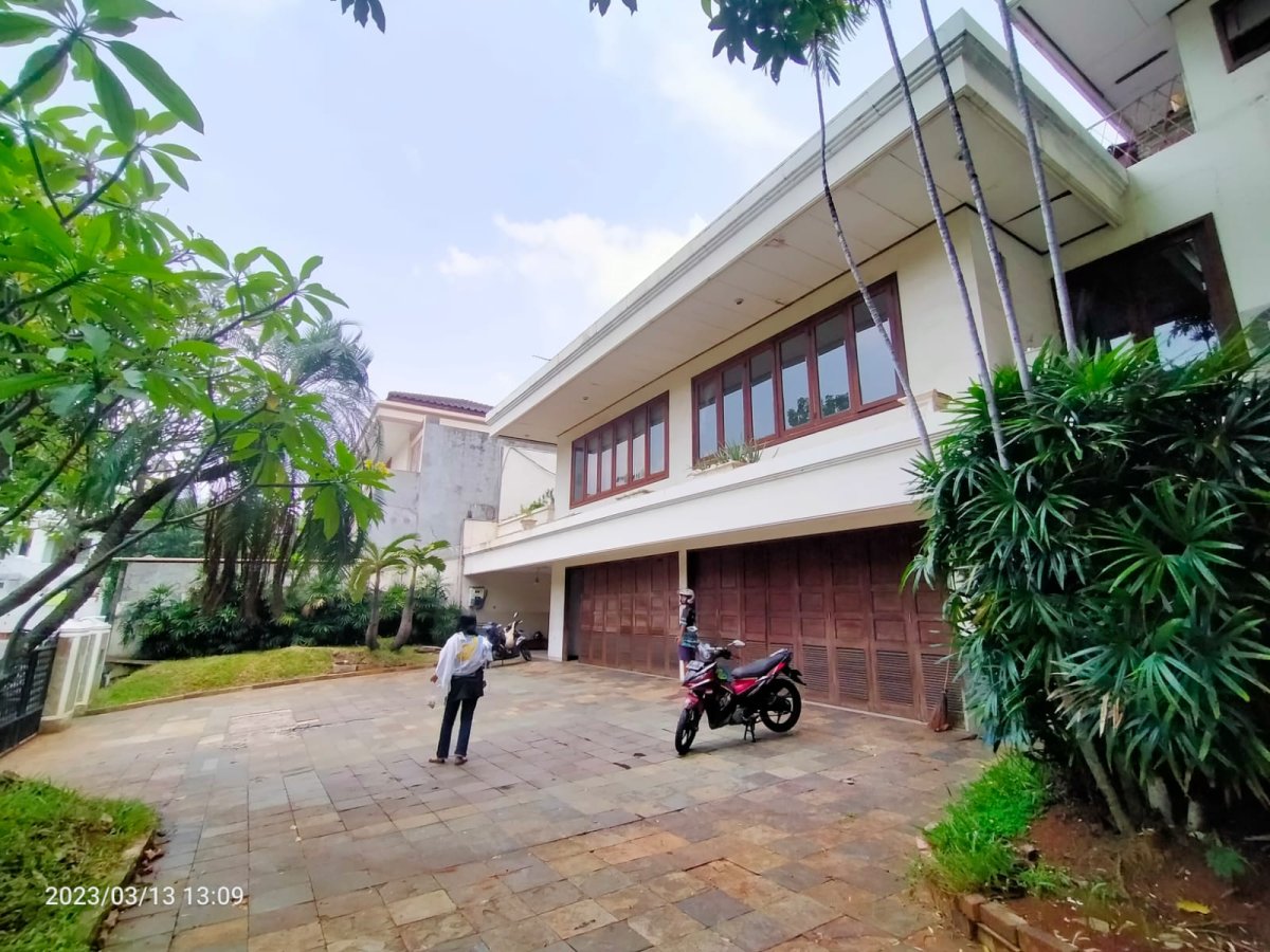Rumah Mewah Bukit Gading Villa Kelapa Gading Jakarta Utara ZM - Foto 2