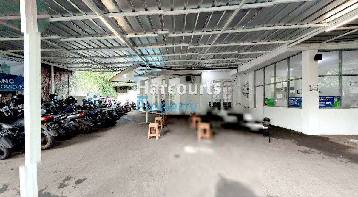Disewakan Tempat Usaha Strategis ex Klinik Area Kemang