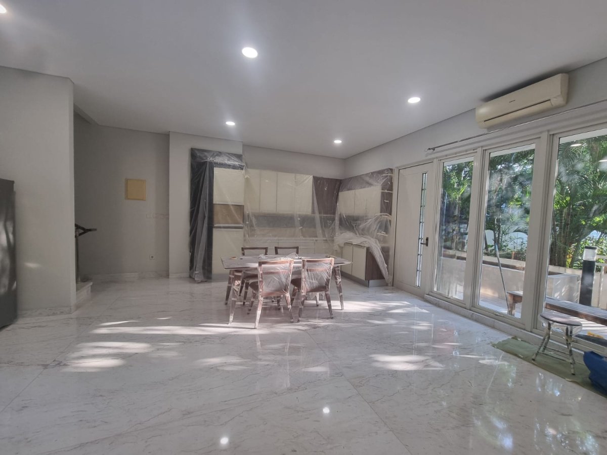 Disewakan 1 Unit Rumah Rapih, Nyaman, View Bagus Di Sherwood Garden Residence, Kelapa Gading - Jakarta Utara - Foto 4