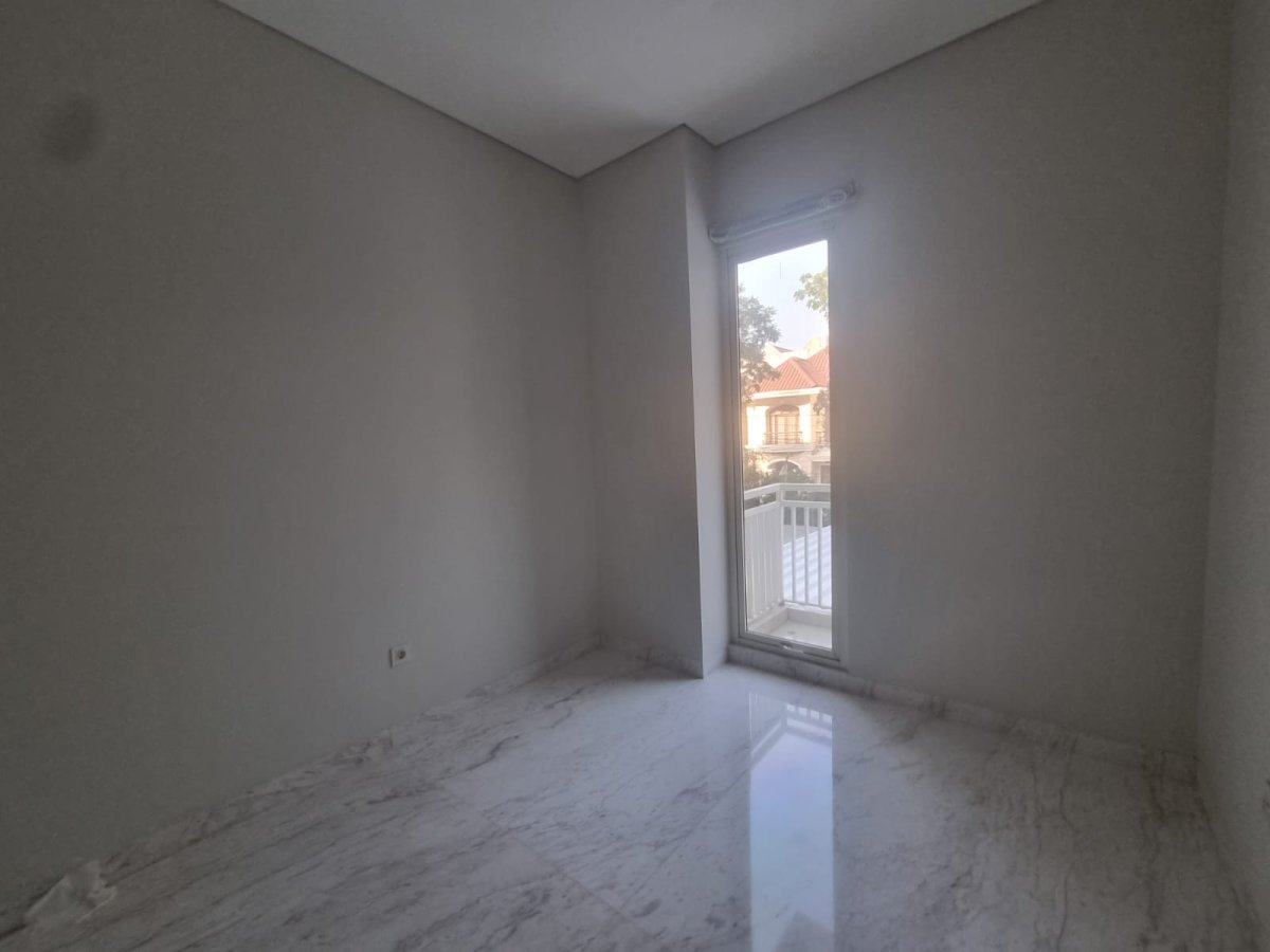 Disewakan 1 Unit Rumah Rapih, Nyaman, View Bagus Di Sherwood Garden Residence, Kelapa Gading - Jakarta Utara - Foto 6
