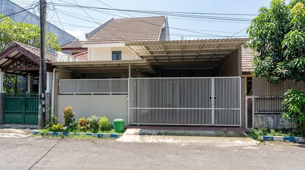 Lelang Include pengosongan Rumah Lokasi Taman Pinang Asri Sidoarjo
