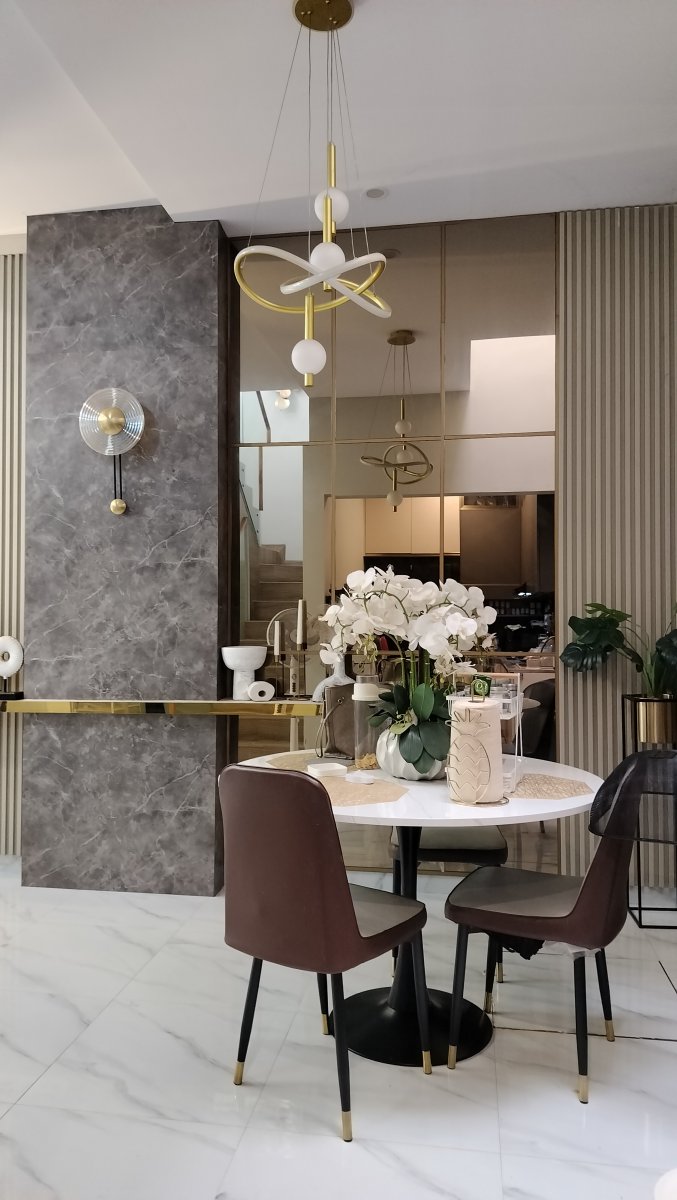 Rumah mewah dan nyaman lengkap desain interior premium di gentan solo