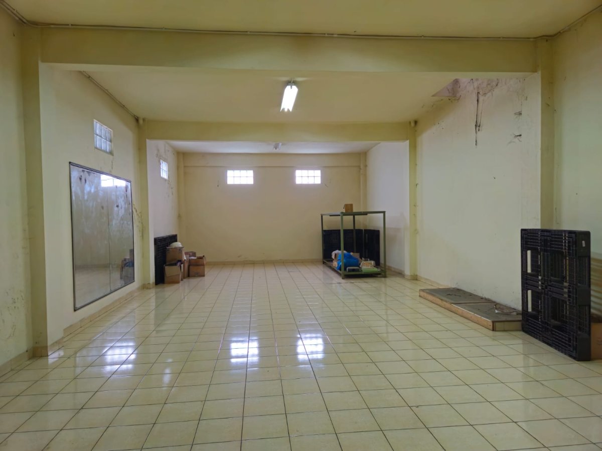 Dijual ruko siap pakai 2,5 lantai di Solo Baru - Foto 9