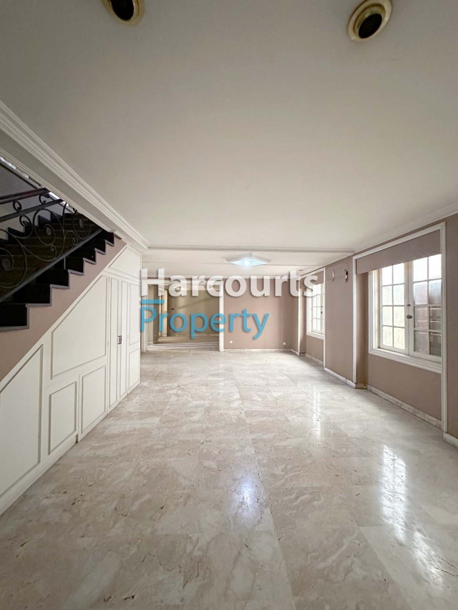 Dijual Rumah Klasik Bagus dan Terawat Area Menteng - Foto 4