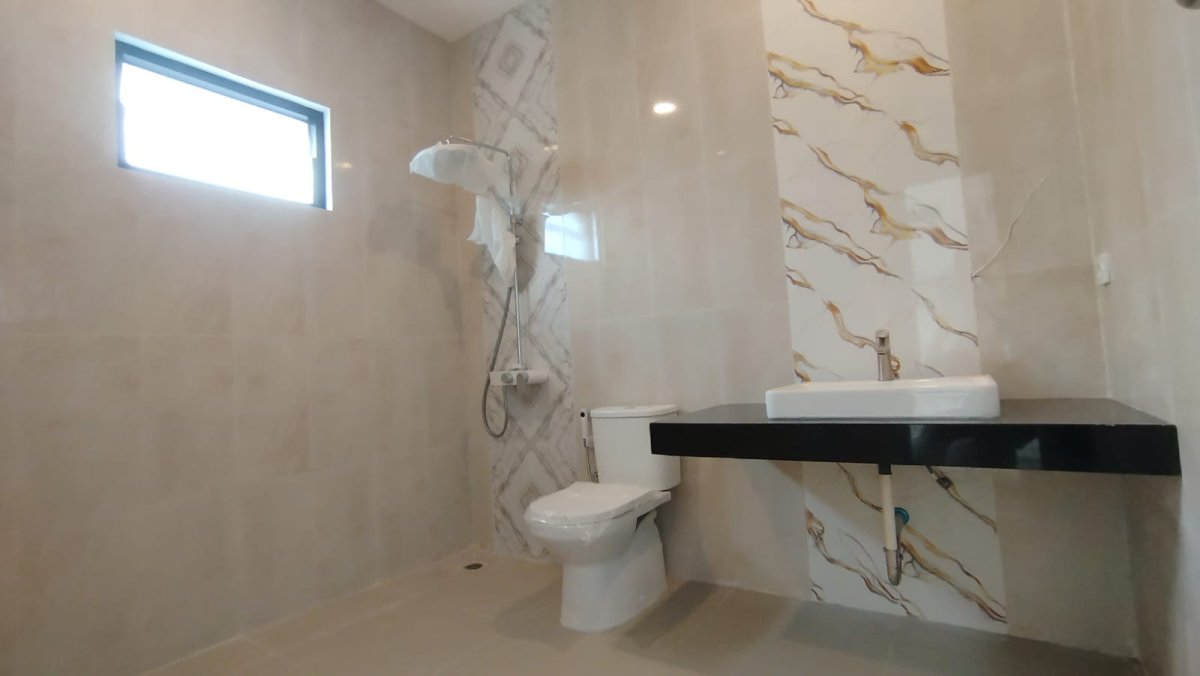 Unit Premium! Rumah Baru di Melia Garden Graha Raya Bintaro, 10 Menit ke Toll Alam Sutera - Foto 15