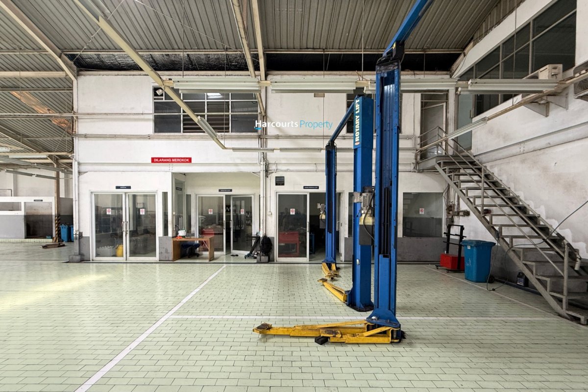 Dijual Mini Building Ex Showroom & Bengkel Area Kebayoran Baru - Foto 4