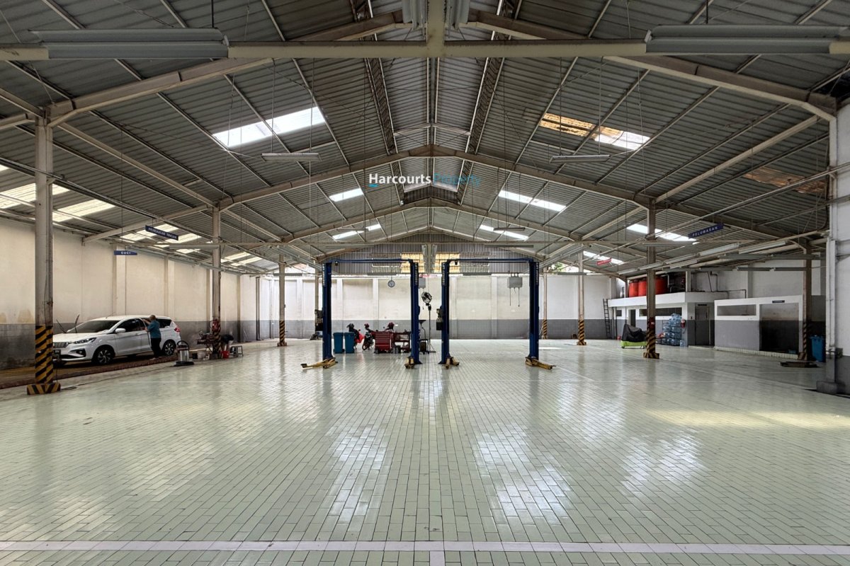 Dijual Mini Building Ex Showroom & Bengkel Area Kebayoran Baru - Foto 6
