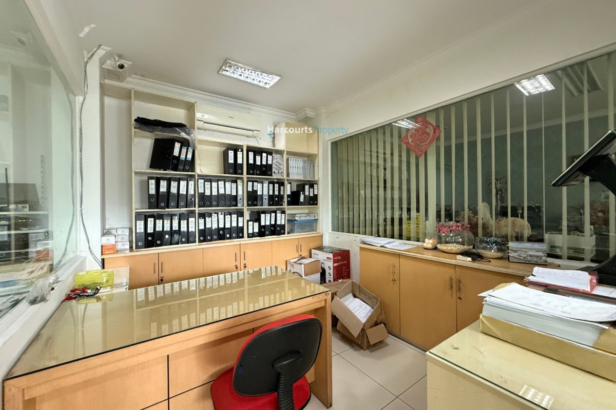 Dijual Mini Building Ex Showroom & Bengkel Area Kebayoran Baru - Foto 11