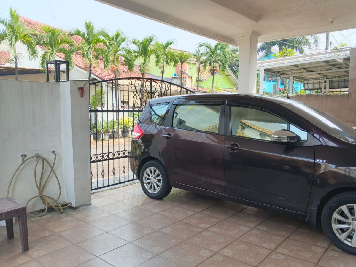 Dijual Rumah Cantik 2 Lantai Siap Huni di Graha Raya, Tangerang Selatan - Foto 4
