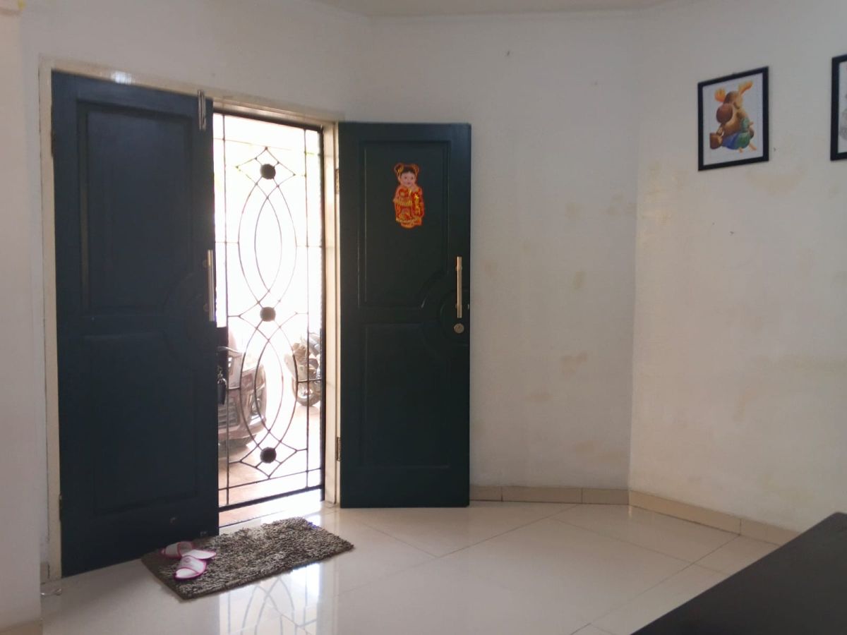 Dijual Rumah Cantik 2 Lantai Siap Huni di Graha Raya, Tangerang Selatan - Foto 5