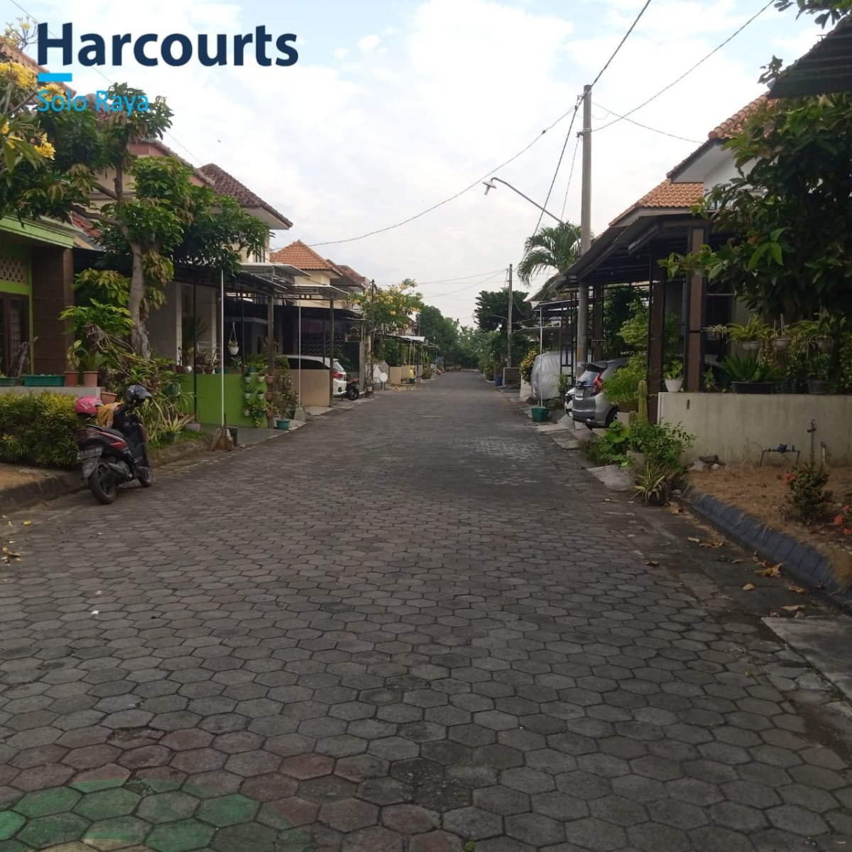 Rumah siap huni full furnish di cluster di Colomadu, Solo - Foto 10