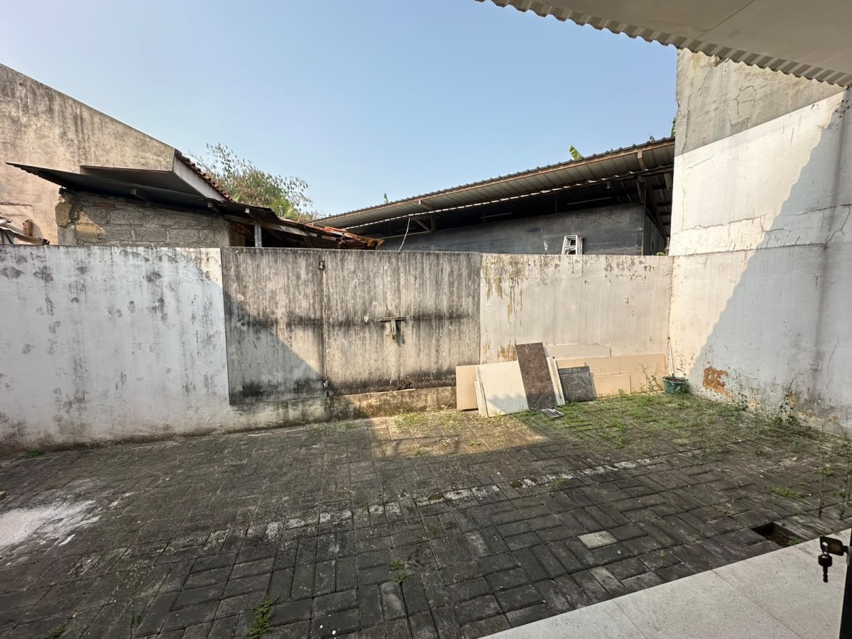 Dijual Rumah siap huni di graha raya dalam komplek, furnished - Foto 12