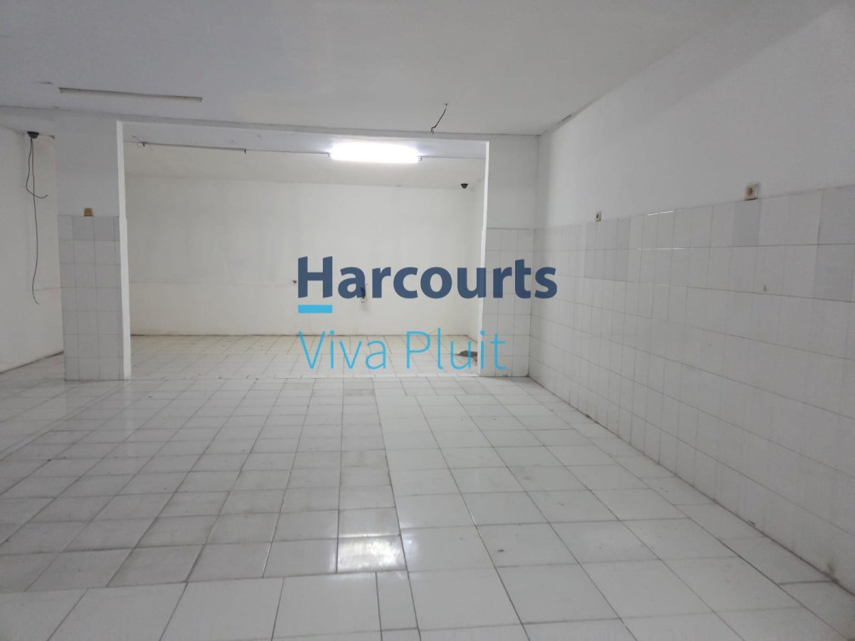 Disewakan Ruko 5 Lantai – Pluit Raya | Dalam Komplek! Lokasi strategis di kawasan Pluit Raya!