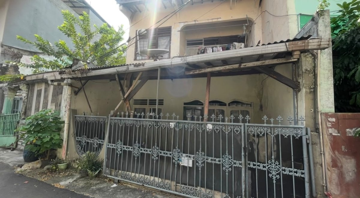 DIJUAL RUMAH STRATEGIS DITEBET TIMUR DALAM