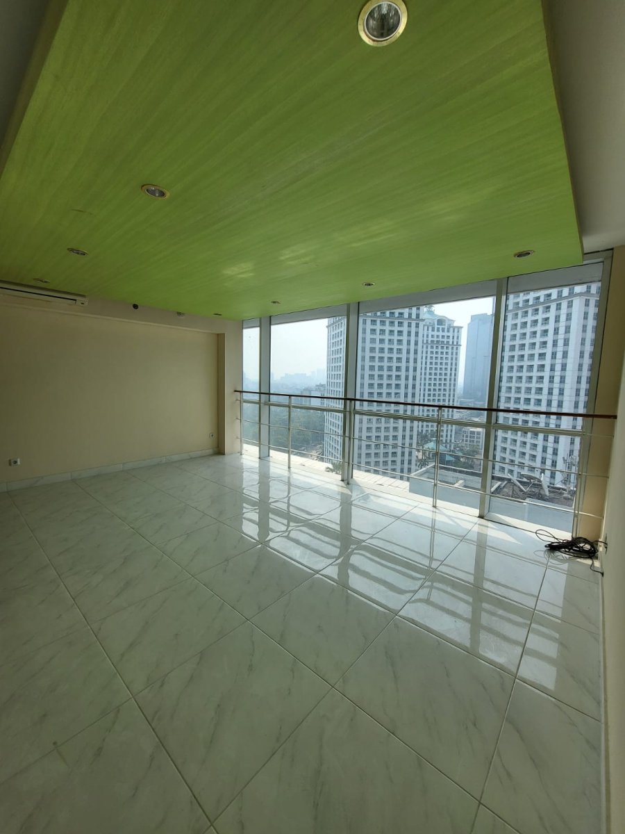 Jual Cepat dan Murah Apartemen Soho 2 Lantai di City Walk Sudirman Jakarta Pusat RR - Foto 4