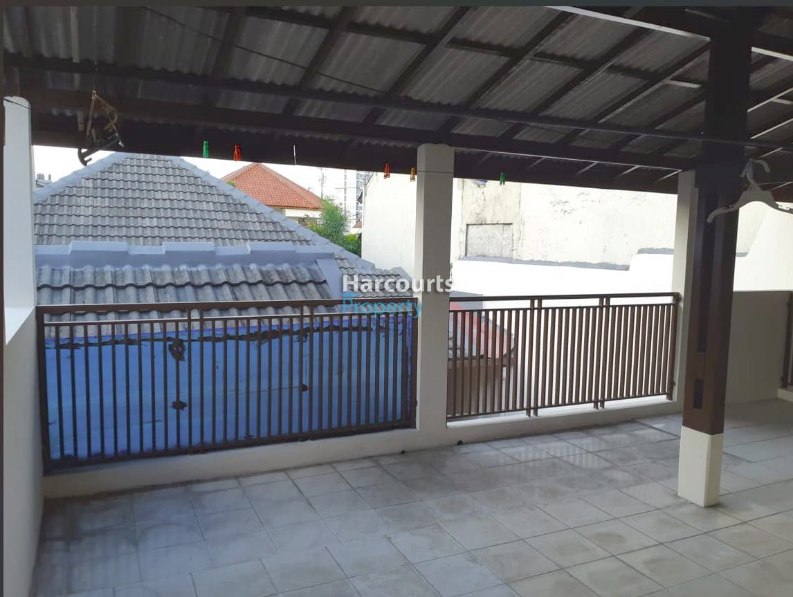 Dijual Rumah Klasik Bagus dan Terawat Lokasi Strategis di Area Menteng - Foto 2