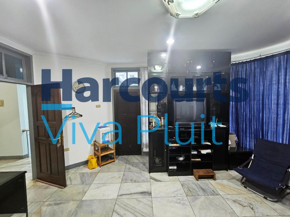 DISEWAKAN RUMAH NYAMAN & STRATEGIS DI MUARA KARANG - Foto 2
