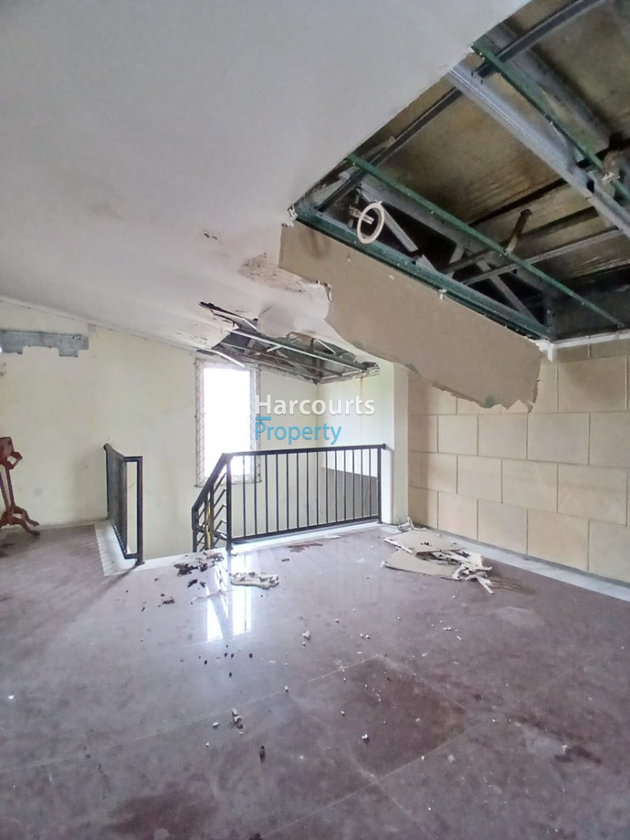 Dijual Rumah Hitung Tanah Area Permata Hijau - Foto 8