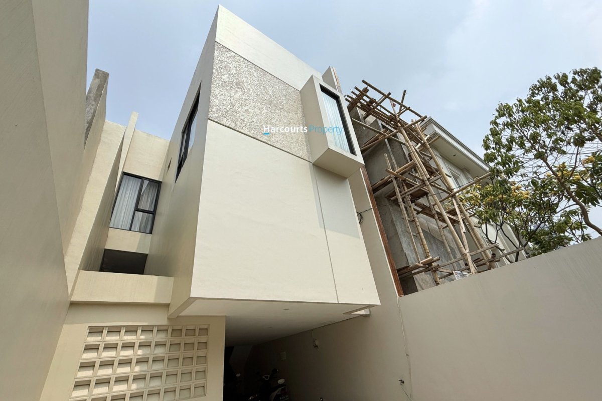 Dijual Rumah Brand New Modern Minimalis Area Kemang - Foto 2