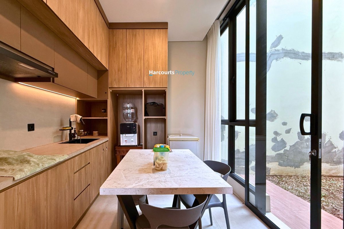 Dijual Rumah Brand New Modern Minimalis Area Kemang - Foto 8