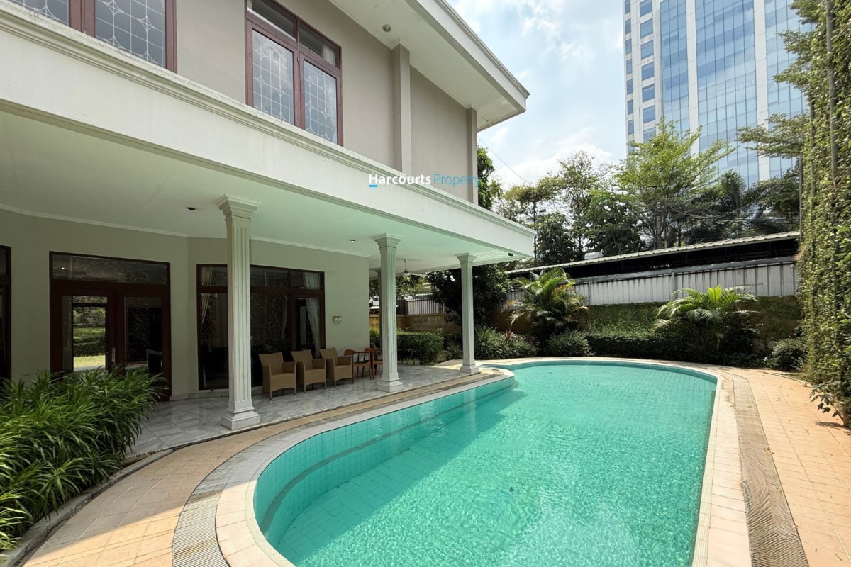 Disewakan Rumah Compound Klasik Terawat Area TB Simatupang - Foto 2