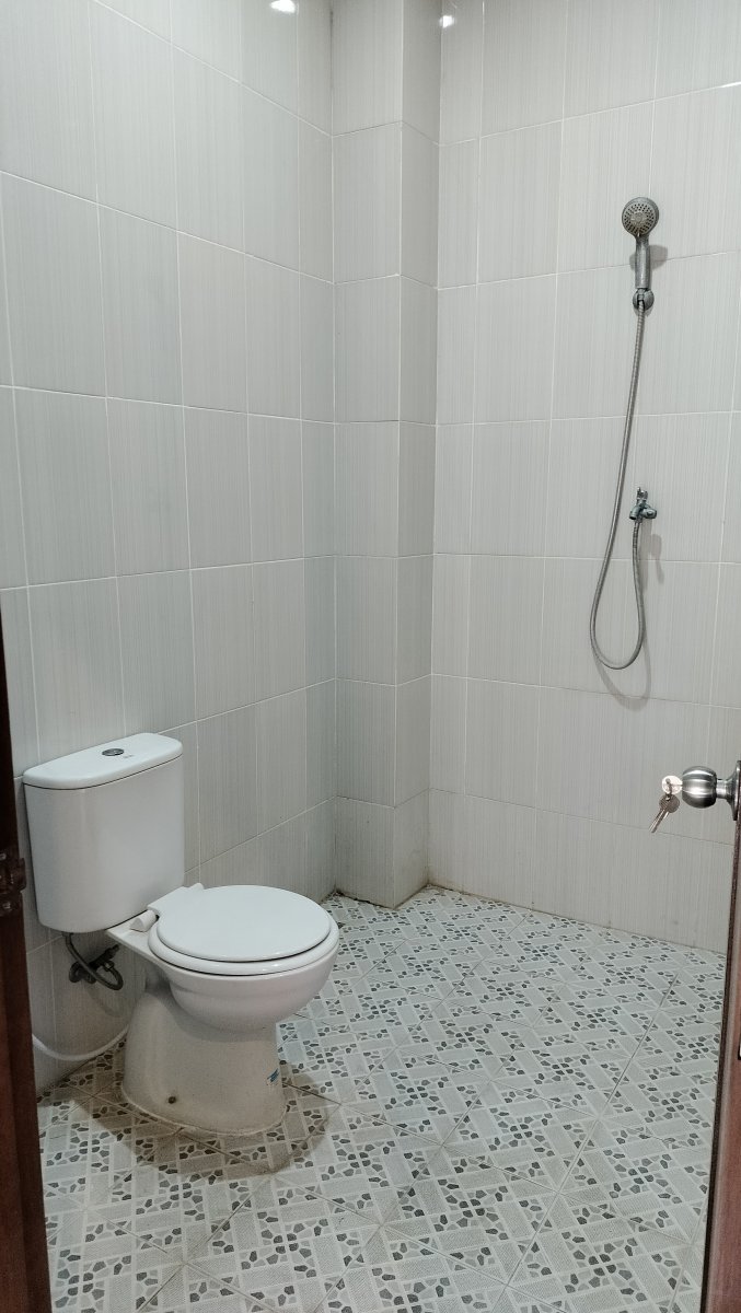 Rumah cluster cantik modern minimalis 2 lantai dekat Solo Baru solo - Foto 13