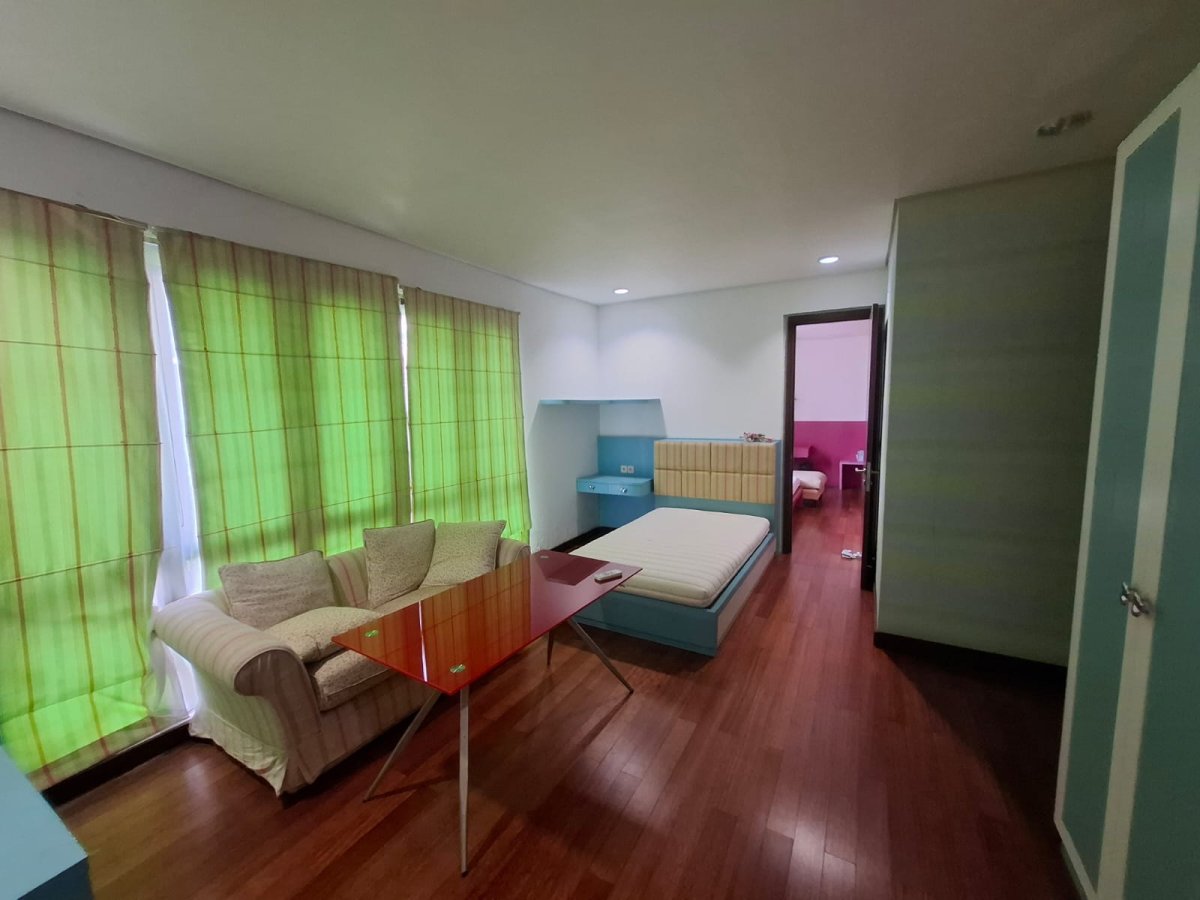 Disewakan Rumah Luas, Golf View Di Springhill Kemayoran, Jakarta Pusat - Foto 12
