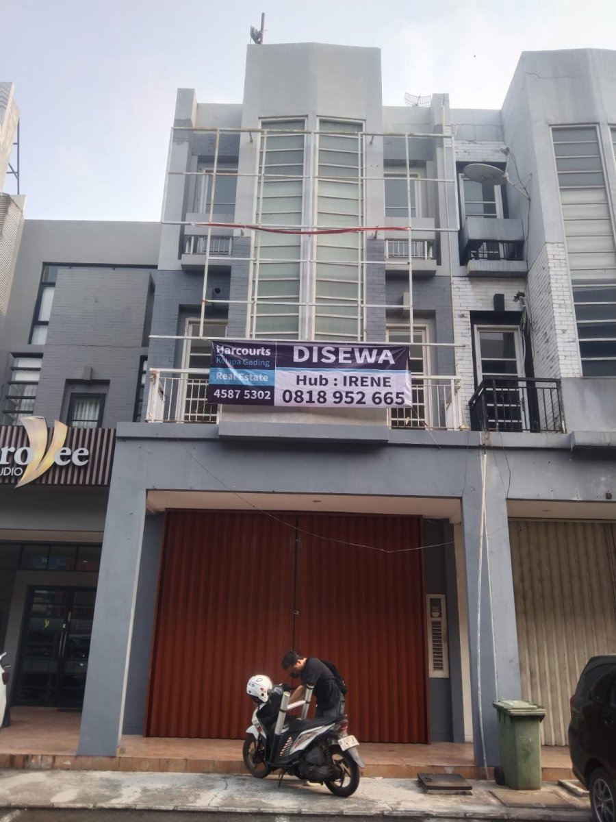 Disewakan Ruko Bebas Banjir, Lokasi Strategis Di Gading Parkview, Kelapa Gading - Jakarta Utara