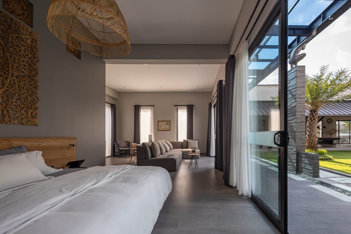 MAHAKARYA PRIVATE RESIDENCE TERLUAS DI SOLO RAYA - Foto 12