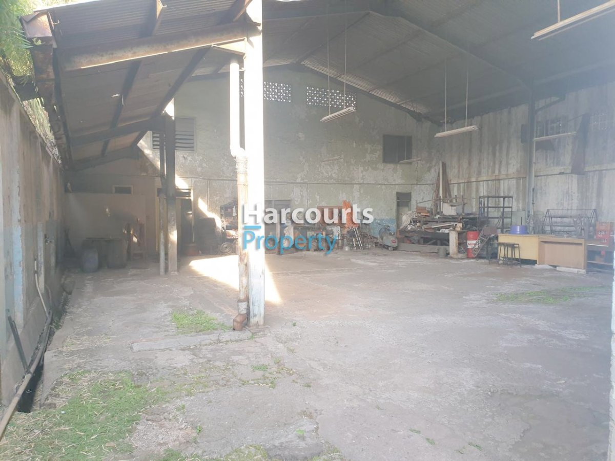 Dijual Tanah Komersil Ada Bangunan Tua Area Lokasi Dekat Sudirman Jakarta Pusat - Foto 2